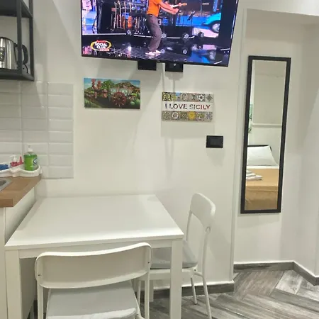 Il Vicolo Del Sole Apartment *